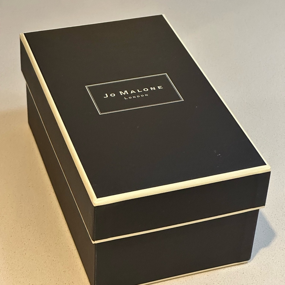 Jo Malone Black and Cream Gift Box (empty!)